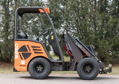 Articulating Loaders at TNE Distributing